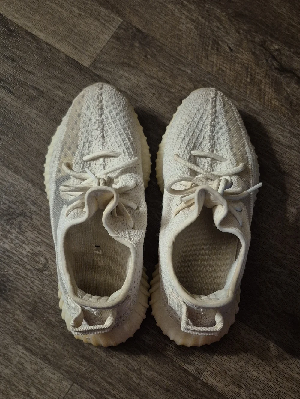 White Yeezy - Picture 2 of 4
